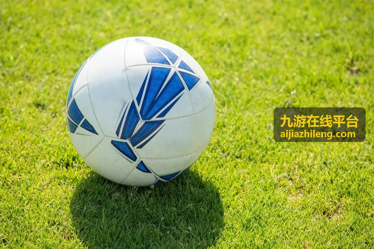 九游在线平台游戏客户端界面展示